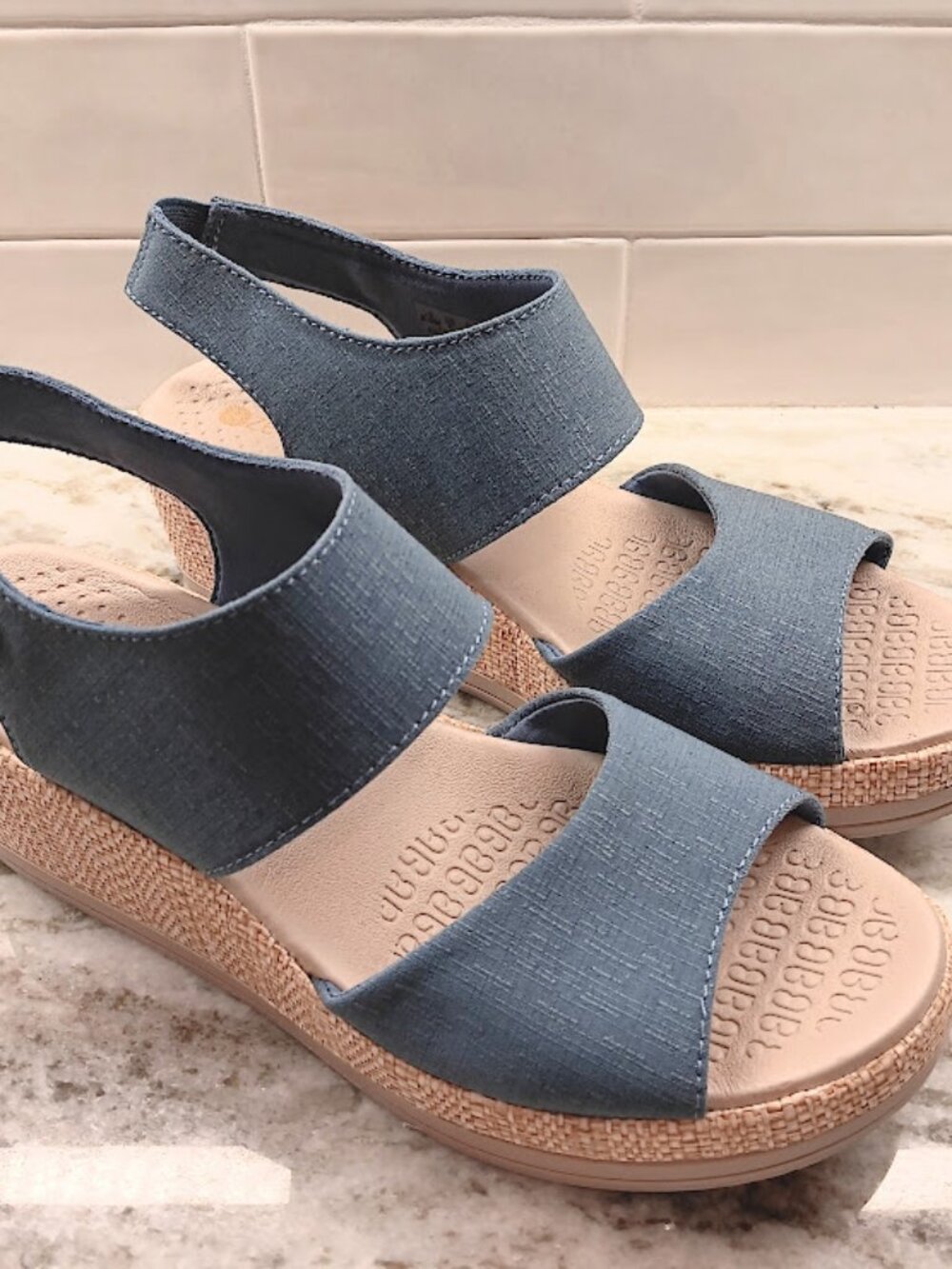Bzees 8.5 Denim Blue Reveal Wedge Sandals LK NU